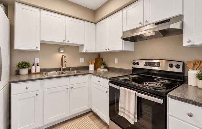 2 beds, 1.5 baths, 865 sqft, $1,875, Unit 108