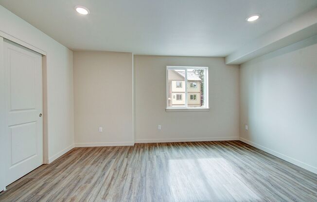 1 bed, 1 bath, $1,395, Unit 107