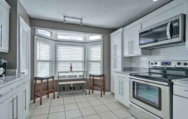 Beautiful 2+ Bedroom, 4 Level Townhome With Loft!