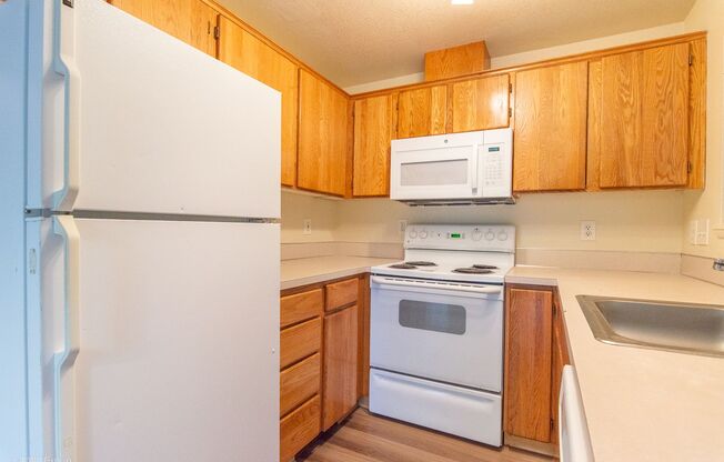 12709-11 SE Lydia Ct