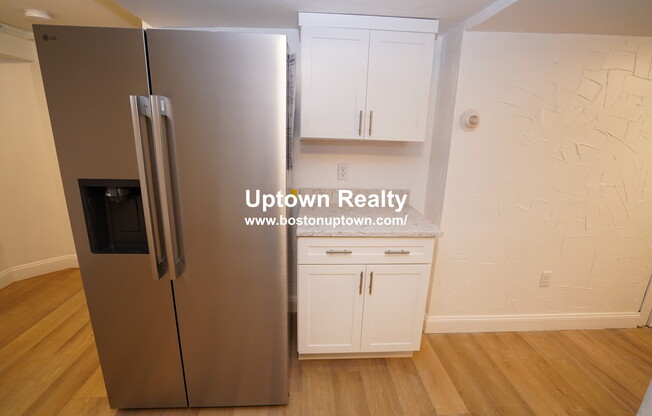 81 WAVERLY