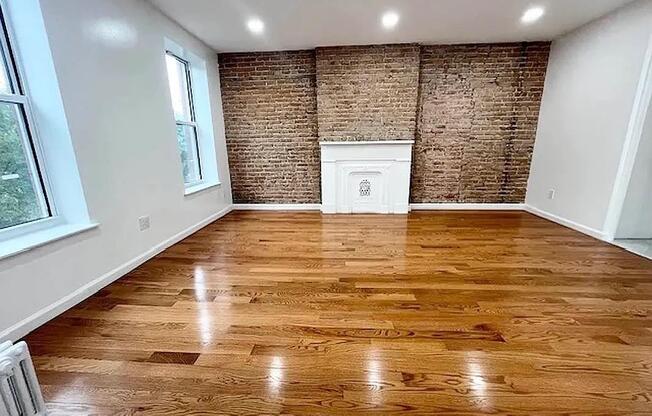 3 beds, 3 baths, 1,954 sqft, $7,000, Unit 2