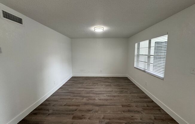 1 bed, 1 bath, 600 sqft, $1,595, Unit F105