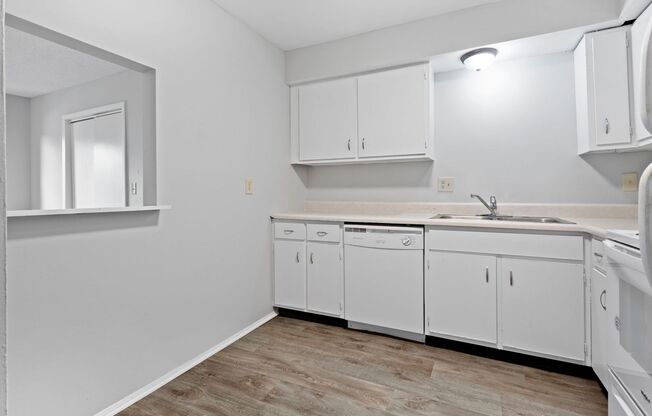 1 bed, 1 bath, 812 sqft, $995, Unit A-02