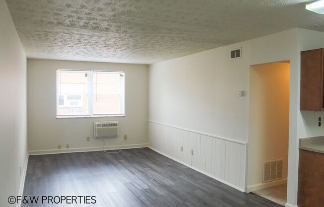 2 beds, 1 bath, 665 sqft, $950, Unit 1732P