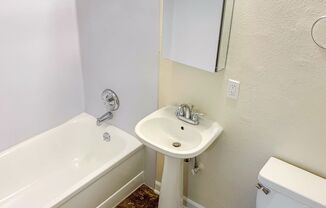 1 bed, 1 bath, 560 sqft, $1,650, Unit 103