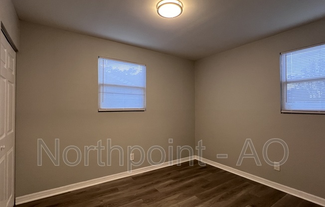 3 beds, 1 bath, 1,400 sqft, $1,660