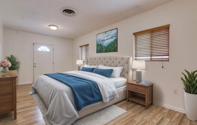 5 BEDROOM 2 BATH HOME MINUTES FROM ASU!