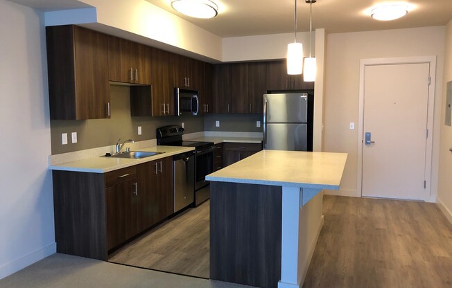 1 bed, 1 bath, 689 sqft, $1,650, Unit 253