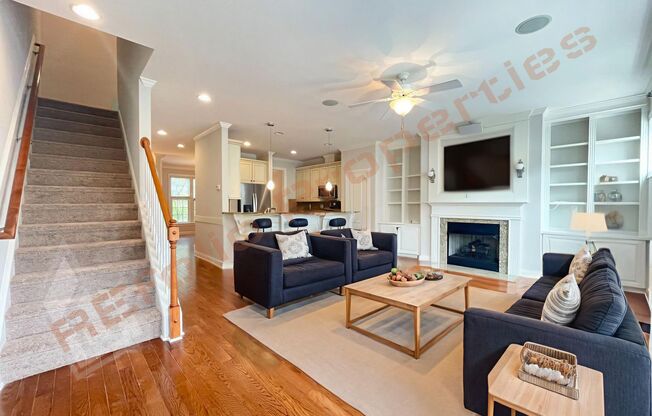 3 beds, 3.5 baths, $2,175