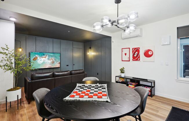 Studio, 1 bath, 250 sqft, $1,350, Unit 101