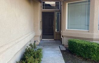 3 beds, 2 baths, $2,695