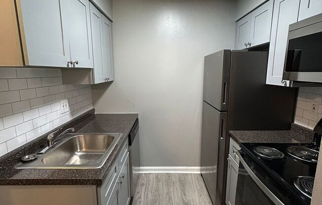 Oak Tree Apartments