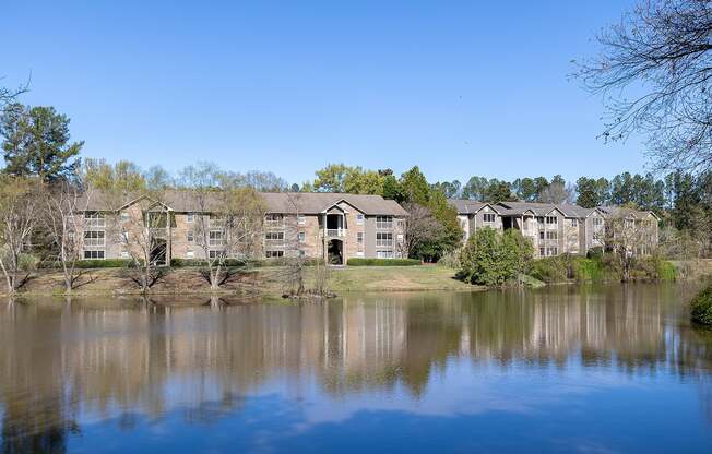 The Lakes Apartments