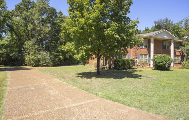 718 HOLDER DR