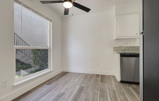 1 bed, 1 bath, 700 sqft, $1,450, Unit 15