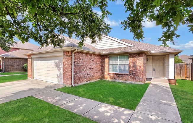 Charming Home in Established Haslet Community