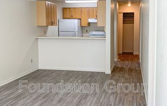 916 N 104 ST