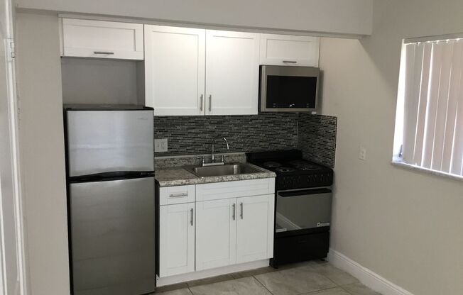Studio, 1 bath, 525 sqft, $1,470, Unit C-26