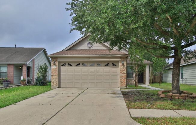 3BR Home in Legends Run with Community Pool Access