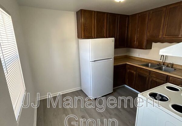 1225 2 ST