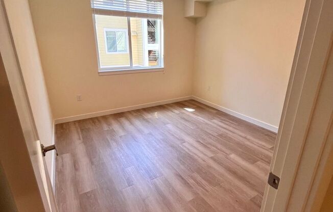1 bed, 1 bath, 800 sqft, $1,600, Unit C208