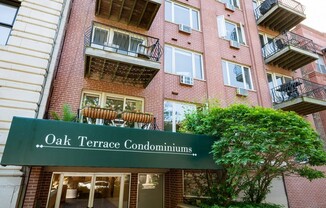 435 W Oakdale Ave 3f
