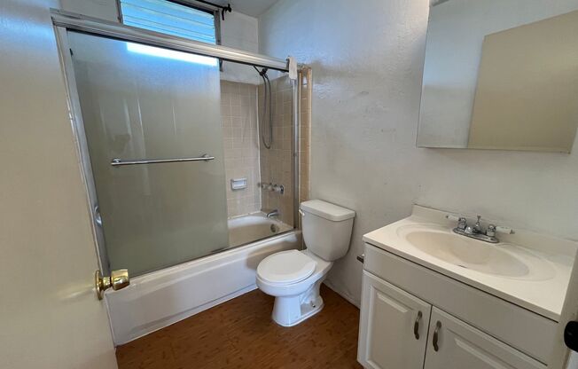 2 beds, 1 bath, $1,750