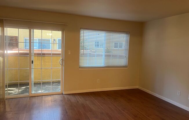 Studio, 1 bath, $1,295