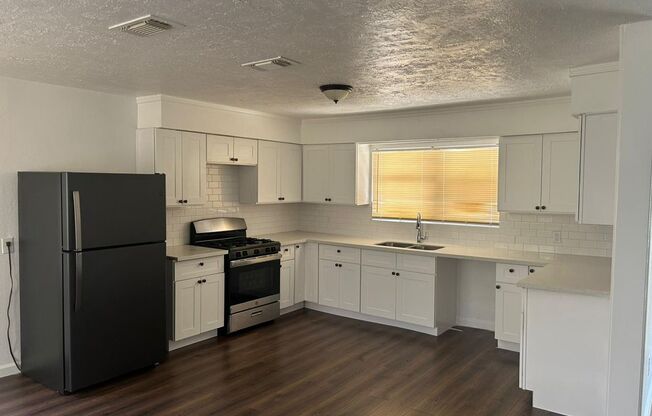 Gorgeous all renovated Home in Richwood, TX
