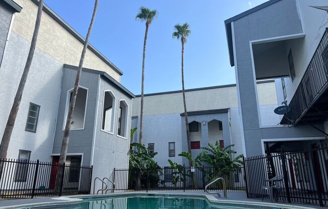 2 beds, 1.5 baths, 1,015 sqft, $935, Unit 16G