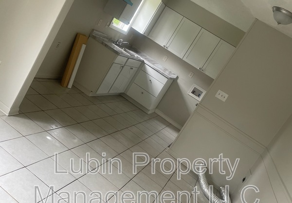 3606 VOLTAIRE AVE