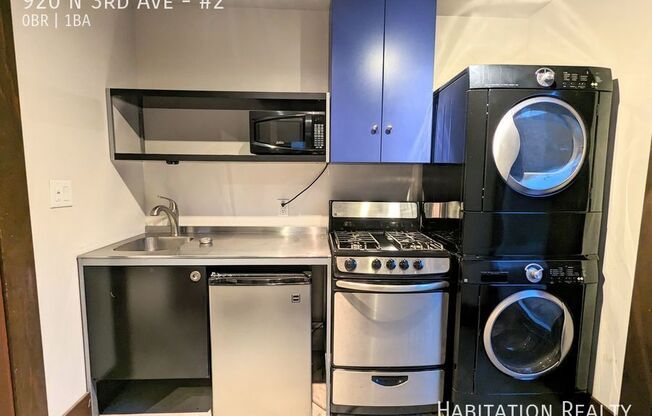 920 N 3 AVE