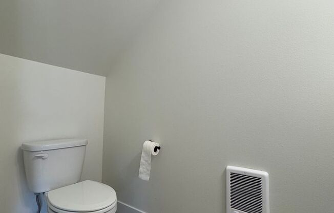 Peaceful Living Just Minutes from Town