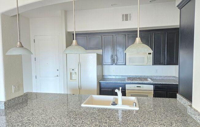 Guard Gated Manhattan 3rd floor