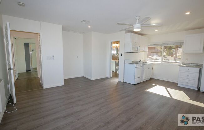 Newly remodeled ADU in a great neighborhood!