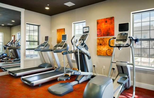 Apartments Near Columbia that Feel a World Apart