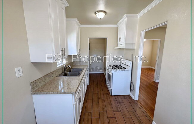 648 W 91 ST