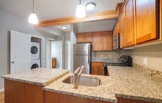 7400 N. Greenwich Avenue