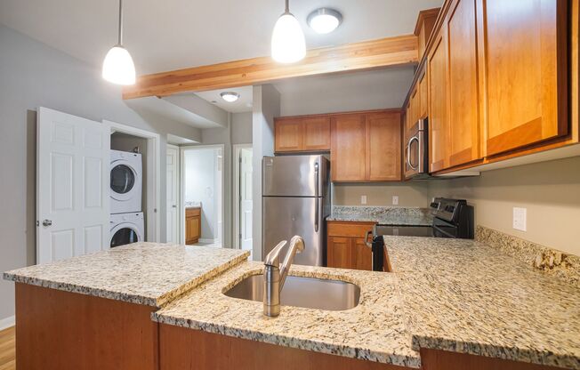 7400 N. Greenwich Avenue