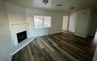 3 BEDROOM 2 BATH, UPSTAIRS UNIT, RENOVATED, NEAR NELLIS AFB!