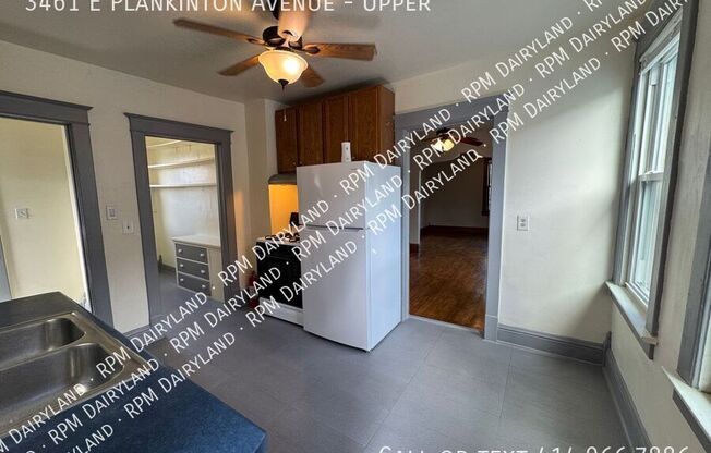 3461 E PLANKINTON AVE