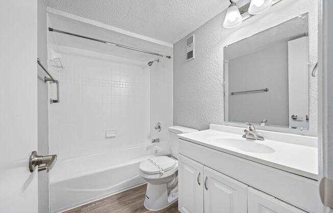 2 beds, 2 baths, 1,020 sqft, $1,695, Unit 101