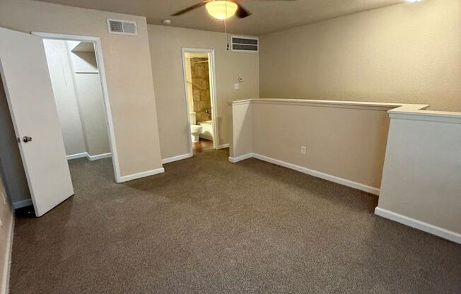 1 bed, 1 bath, 682 sqft, $905, Unit 717