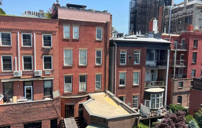 143 MONTAGUE ST