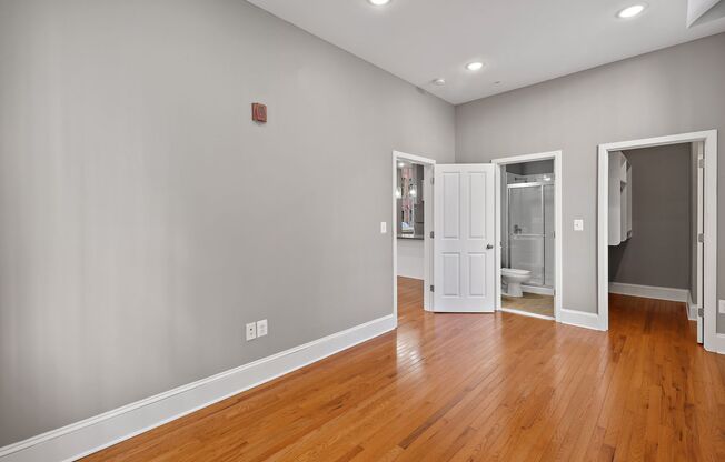 6 S Calvert Street