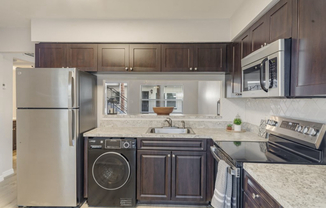 121 DANUBE AVE