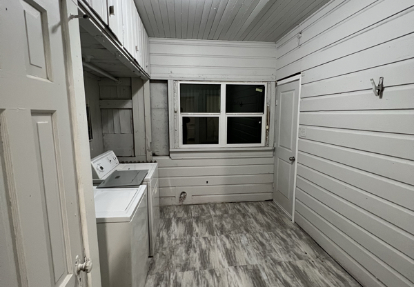 118 BROADBENT AVE