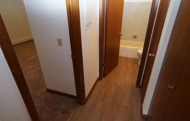 1 bed, 1 bath, $1,055, Unit 2714