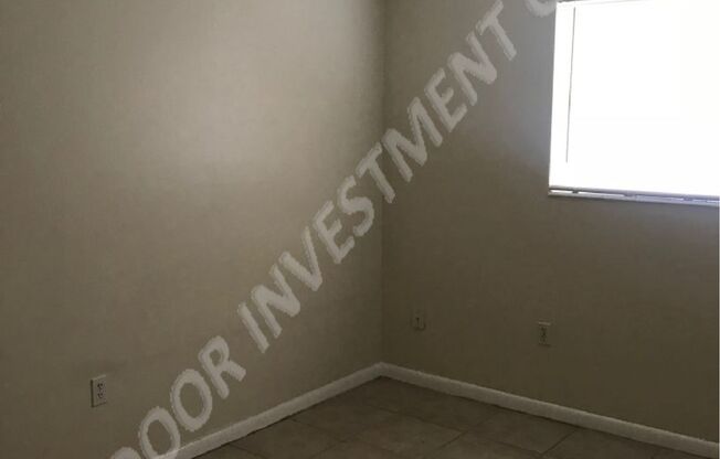 2 beds, 1 bath, $1,195, Unit 2